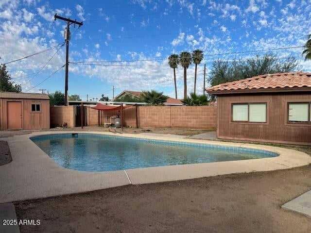 2515 Palm Dr, Tempe, AZ 85282