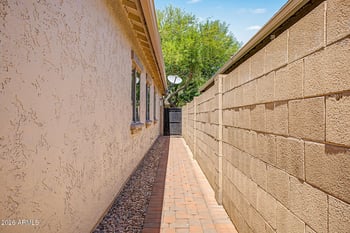 2515 Brookhart Way, Phoenix, AZ 85085
