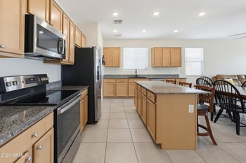 25152 135th Ave, Peoria, AZ 85383