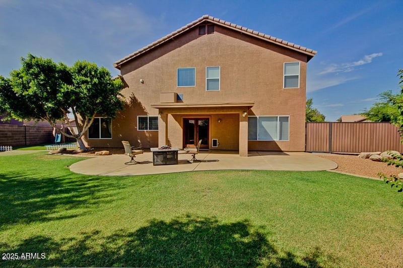 2516 Windsong Dr, Phoenix, AZ 85048