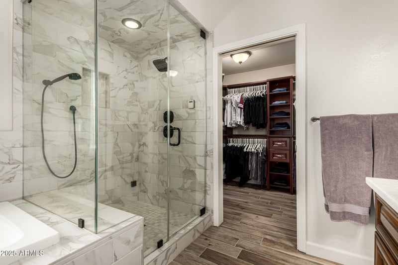 2516 Windsong Dr, Phoenix, AZ 85048