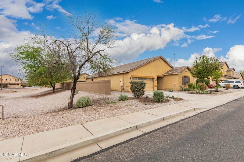 25160 Park Ave, Buckeye, AZ 85326