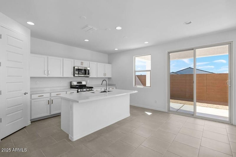 25161 165th Ave, Surprise, AZ 85387