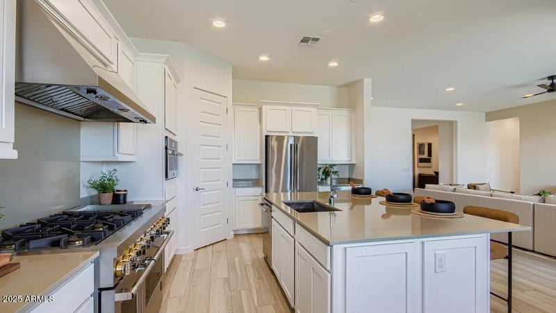 25162 177th Dr, Surprise, AZ 85387