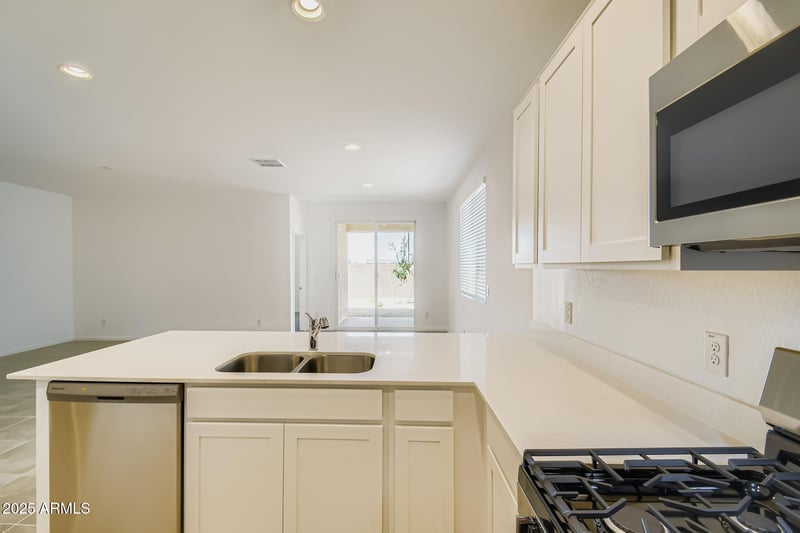 25166 150th Ln, Surprise, AZ 85387