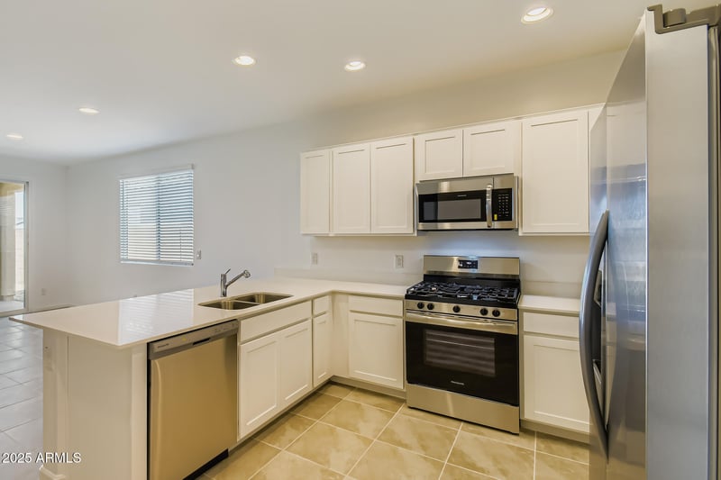 25166 150th Ln, Surprise, AZ 85387