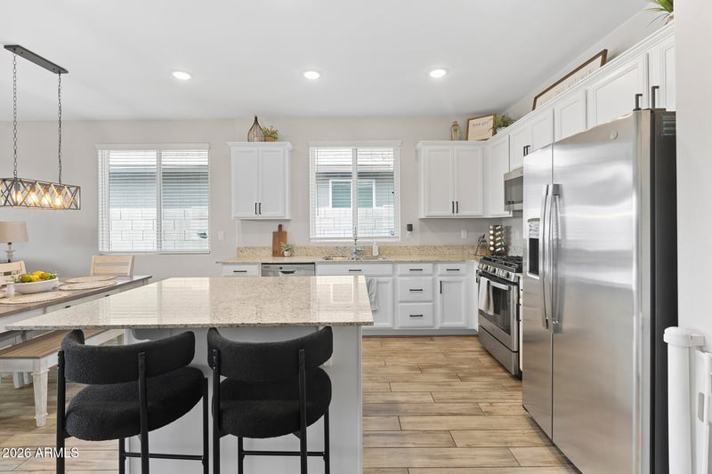 25168 135th Ave, Peoria, AZ 85383
