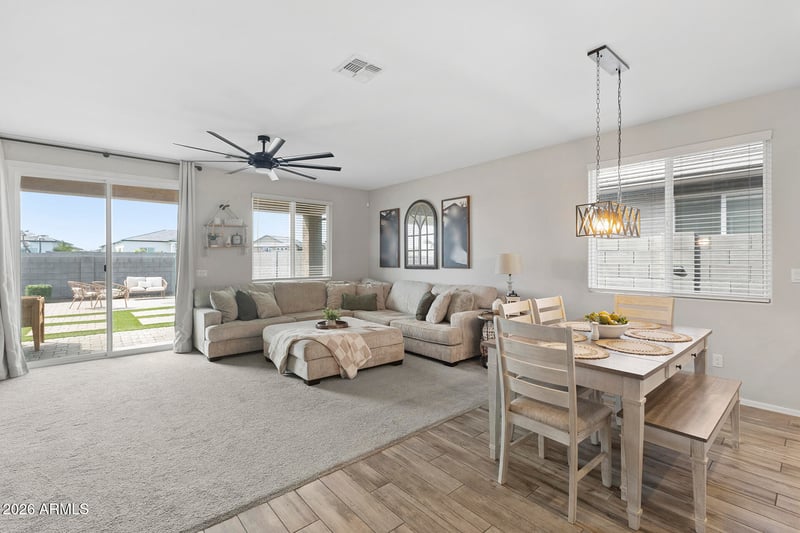 25168 135th Ave, Peoria, AZ 85383
