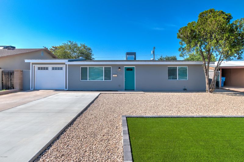 2517 E Amelia Ave, Phoenix, AZ 85016