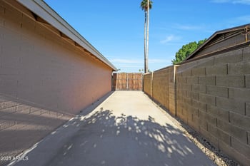 2517 Highland St, Mesa, AZ 85213