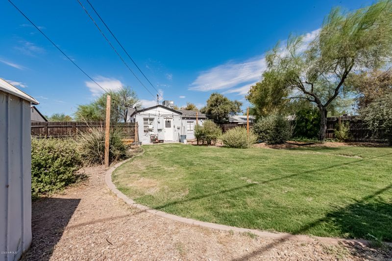 2517 N 12th St, Phoenix, AZ 85006