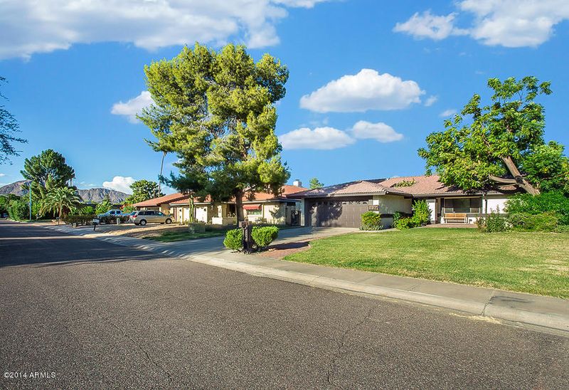 2517 N 53rd St, Phoenix, AZ 85008