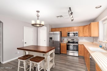 2518 Bent Tree Dr, Phoenix, AZ 85085