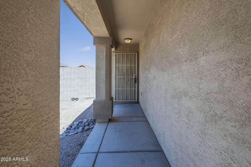 2518 Carson Rd, Phoenix, AZ 85041