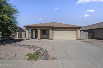 2518 Carson Rd, Phoenix, AZ 85041