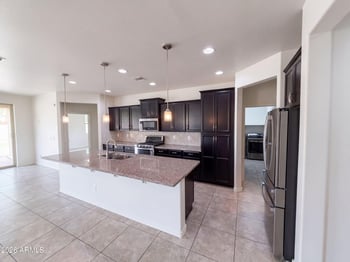 2518 E Fawn Dr, Phoenix, AZ 85042