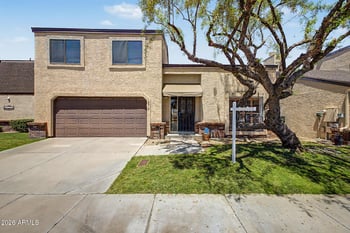 2518 Shaw Butte Dr, Phoenix, AZ 85028