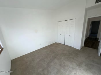 2518 Shaw Butte Dr, Phoenix, AZ 85028