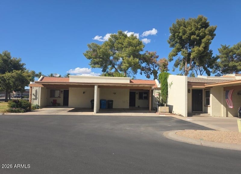 2518 Rue De Lamour Ave, Phoenix, AZ 85029