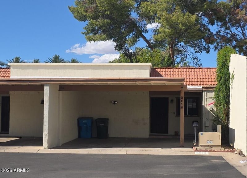 2518 Rue De Lamour Ave, Phoenix, AZ 85029