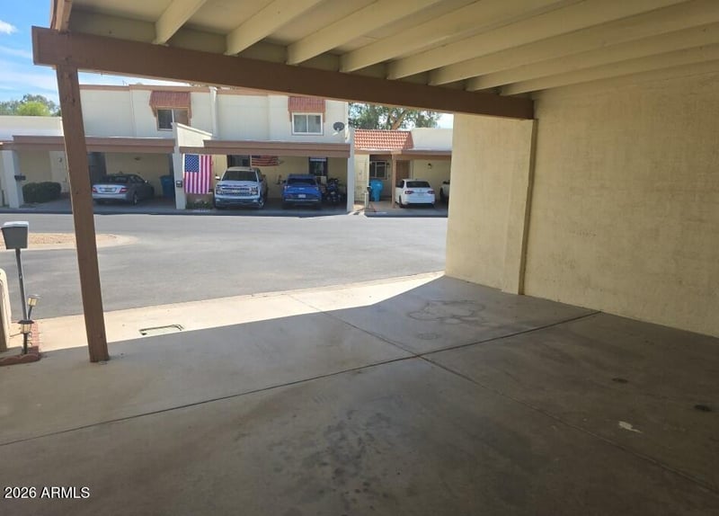 2518 Rue De Lamour Ave, Phoenix, AZ 85029