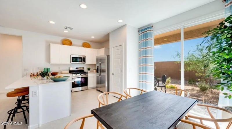 25180 150th Ln, Surprise, AZ 85387