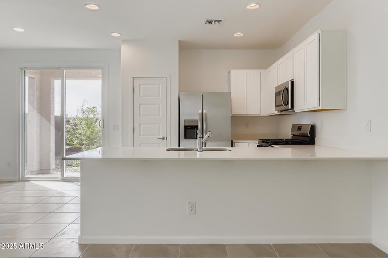 25180 150th Ln, Surprise, AZ 85387