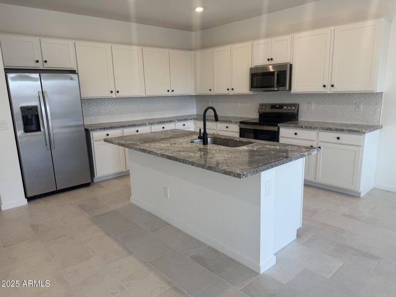 25185 La Salle St, Buckeye, AZ 85326