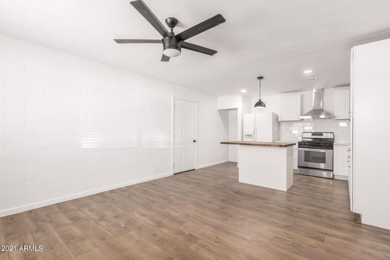2519 E Atlanta Ave, Phoenix, AZ 85040