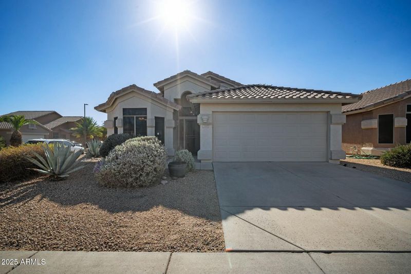 2519 E Knudsen Dr, Phoenix, AZ 85024