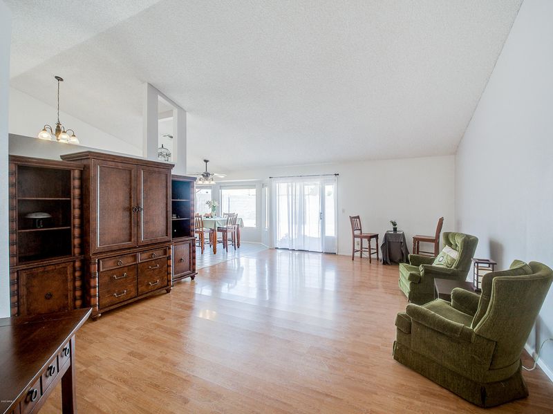2519 N Evergreen St, Chandler, AZ 85225