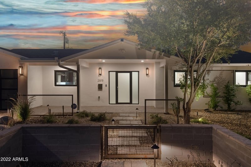 2519 Pierson St, Phoenix, AZ 85016