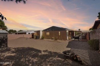 2520 Behrend Dr, Phoenix, AZ 85050