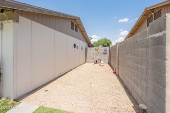 2520 Libby St, Phoenix, AZ 85032