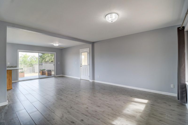2520 E Marilyn Rd, Phoenix, AZ 85032