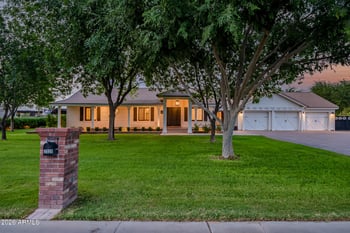 2520 Winchester Dr, Gilbert, AZ 85297