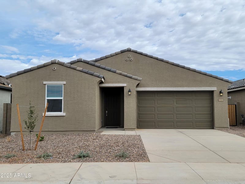 2520 Grenache Rd, San Tan Valley, AZ 85143