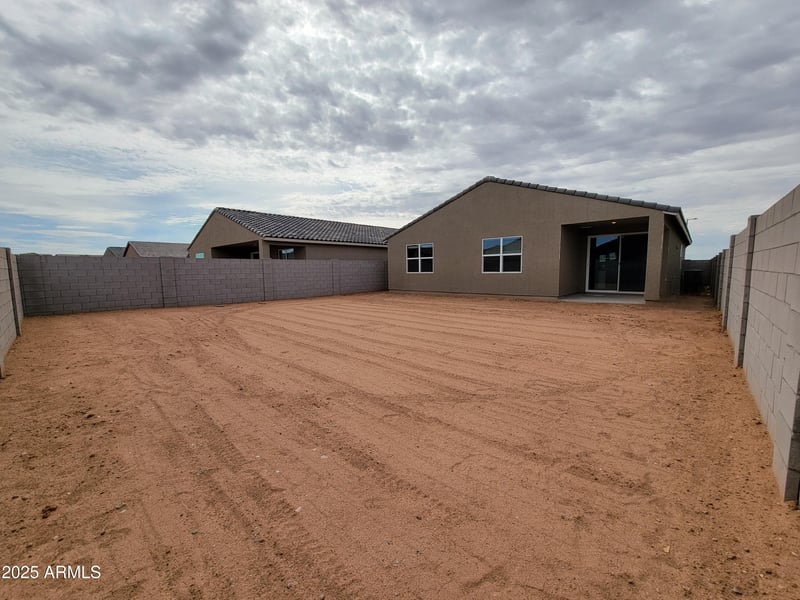 2520 Grenache Rd, San Tan Valley, AZ 85143