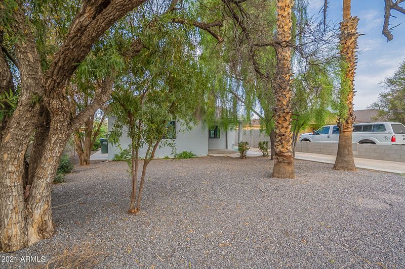 2520 N 29th St N, Phoenix, AZ 85008
