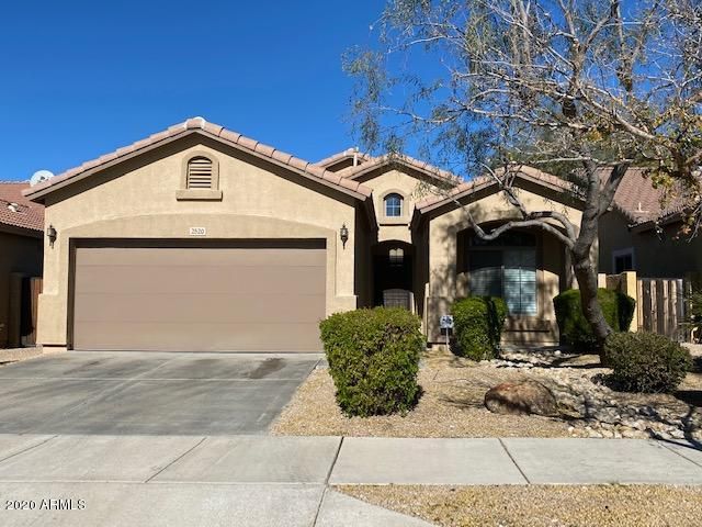 2520 W Amber Sun Dr, Phoenix, AZ 85085