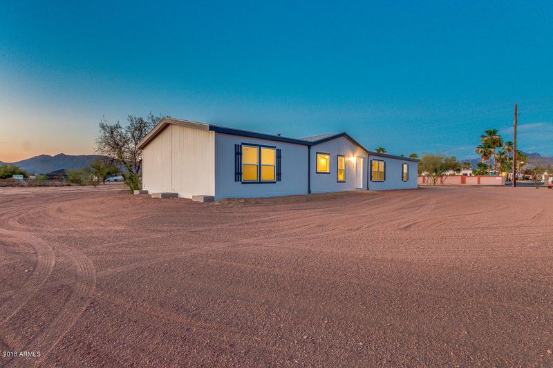 2520 W Tepee St, Apache Junction, AZ 85120