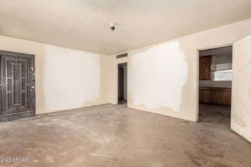 2520 Washington St, Phoenix, AZ 85009