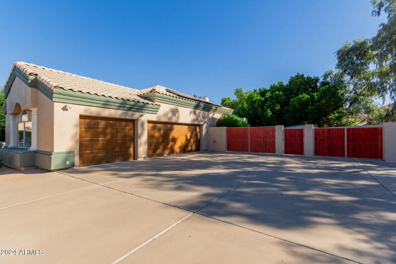 25201 N 47th Dr, Phoenix, AZ 85083