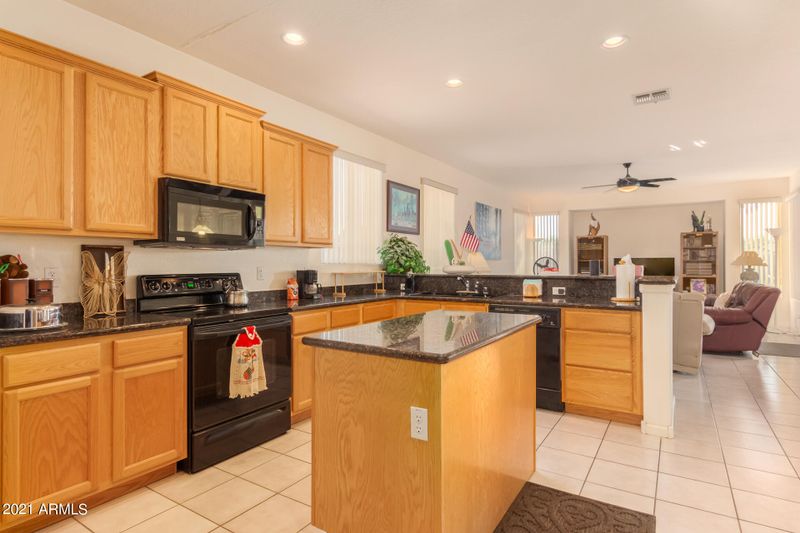 25206 N 42nd Ave, Phoenix, AZ 85083