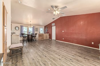 25206 Rockaway Hills Dr, Morristown, AZ 85342