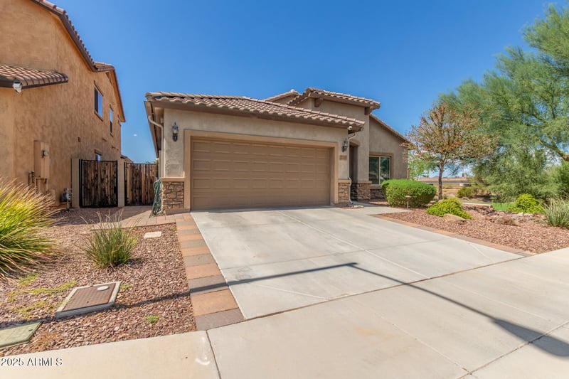 25208 108th Ln, Peoria, AZ 85383