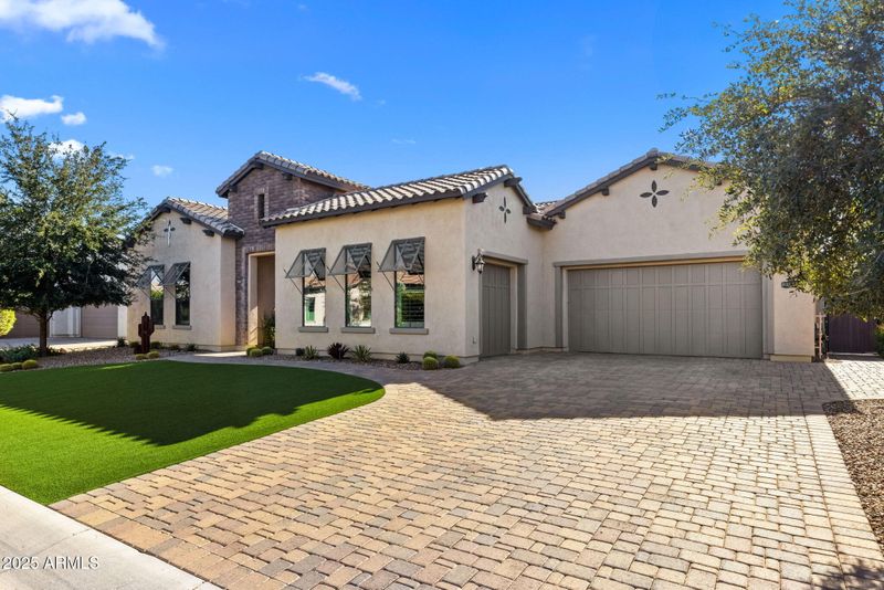 2521 E Turnberry Dr, Gilbert, AZ 85298