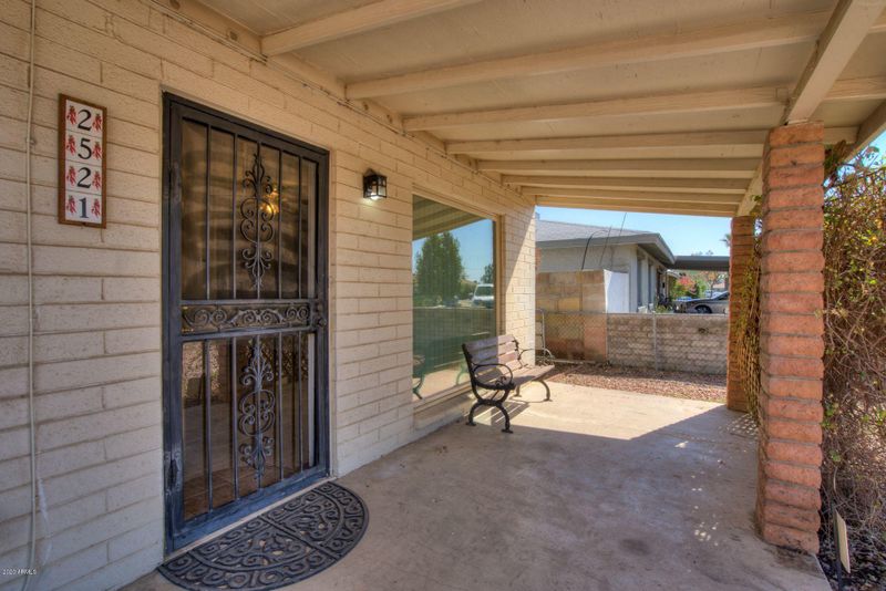 2521 N 38th Ln, Phoenix, AZ 85009