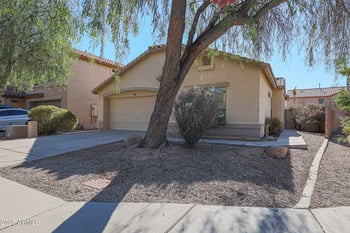 2521 Oberlin Way, Phoenix, AZ 85085