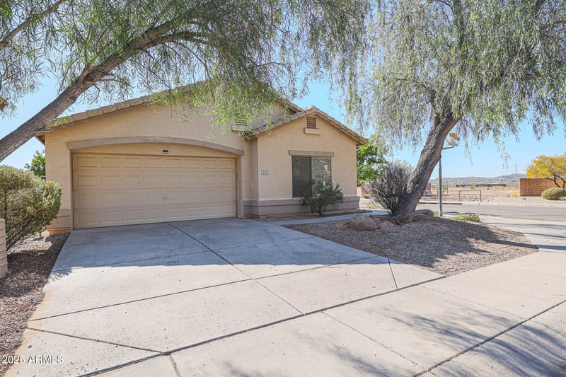 2521 Oberlin Way, Phoenix, AZ 85085